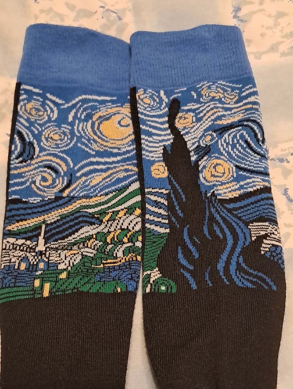 Men’s Van Gogh’s Starry Night crew socks New without tags